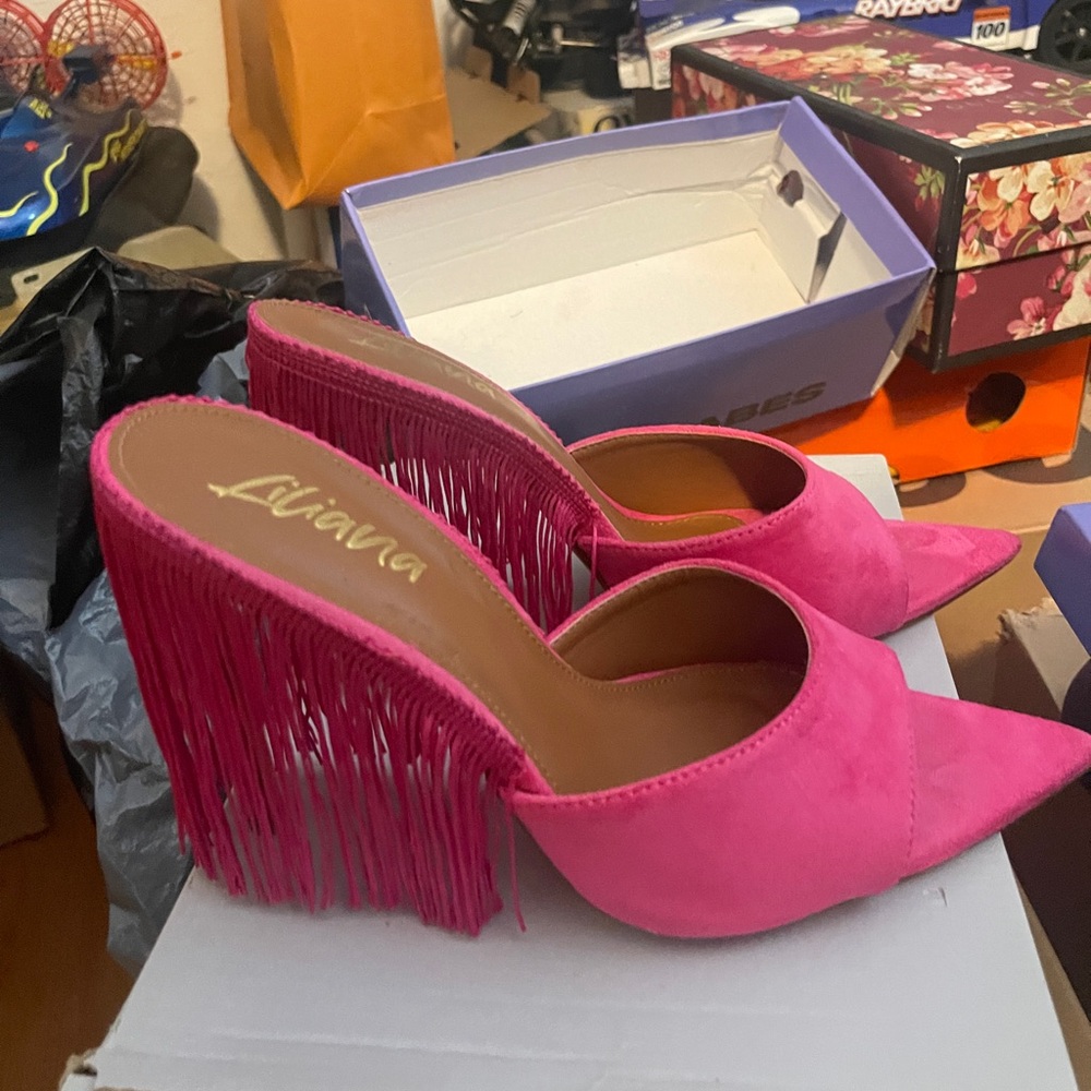 Pink mules